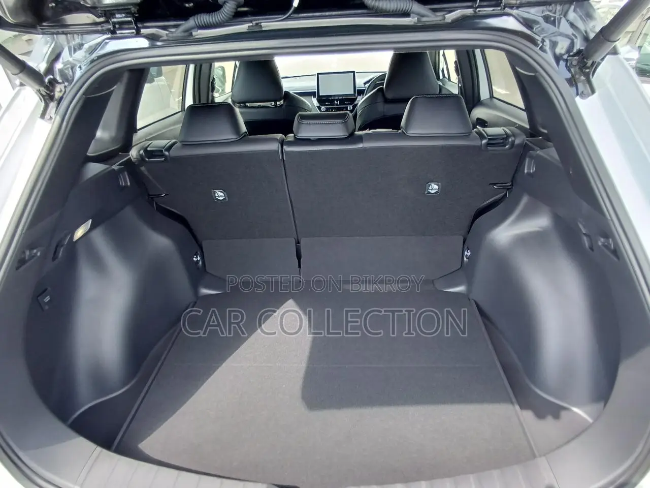 Toyota Corolla Cross Z Leather Hyb Pearl 2024