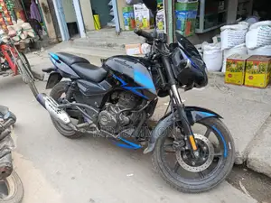 Bajaj Pulsar 150 ` 2022