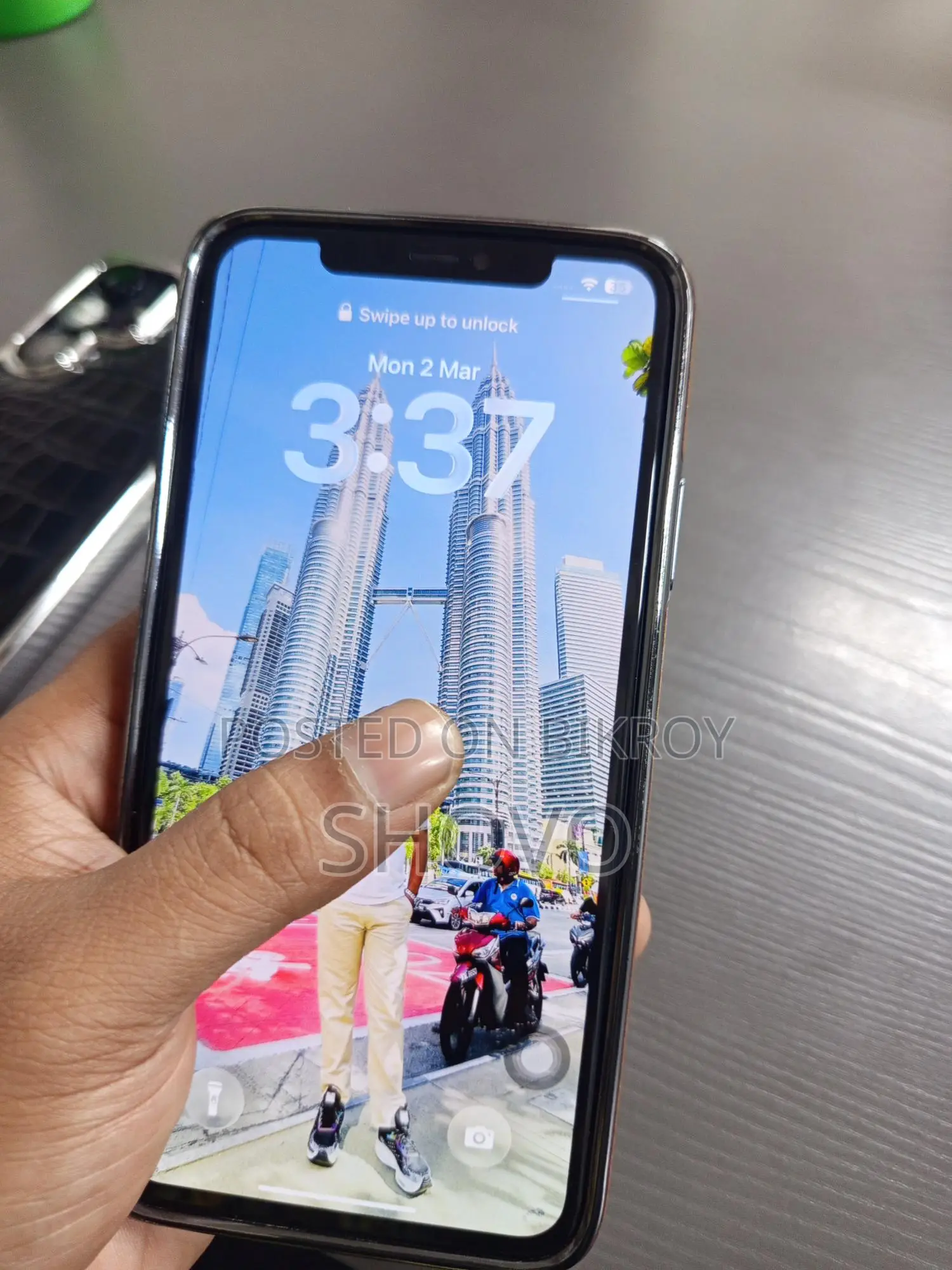 Apple iPhone 11 Pro Max . (Used)