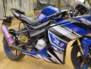 Lexmoto Hawk R9 2020