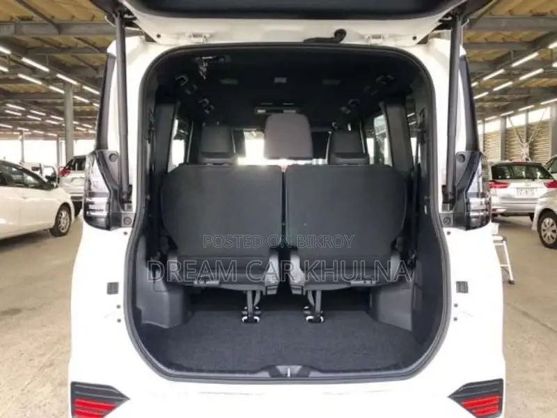 Toyota Voxy S-Z Full Loaded 2023