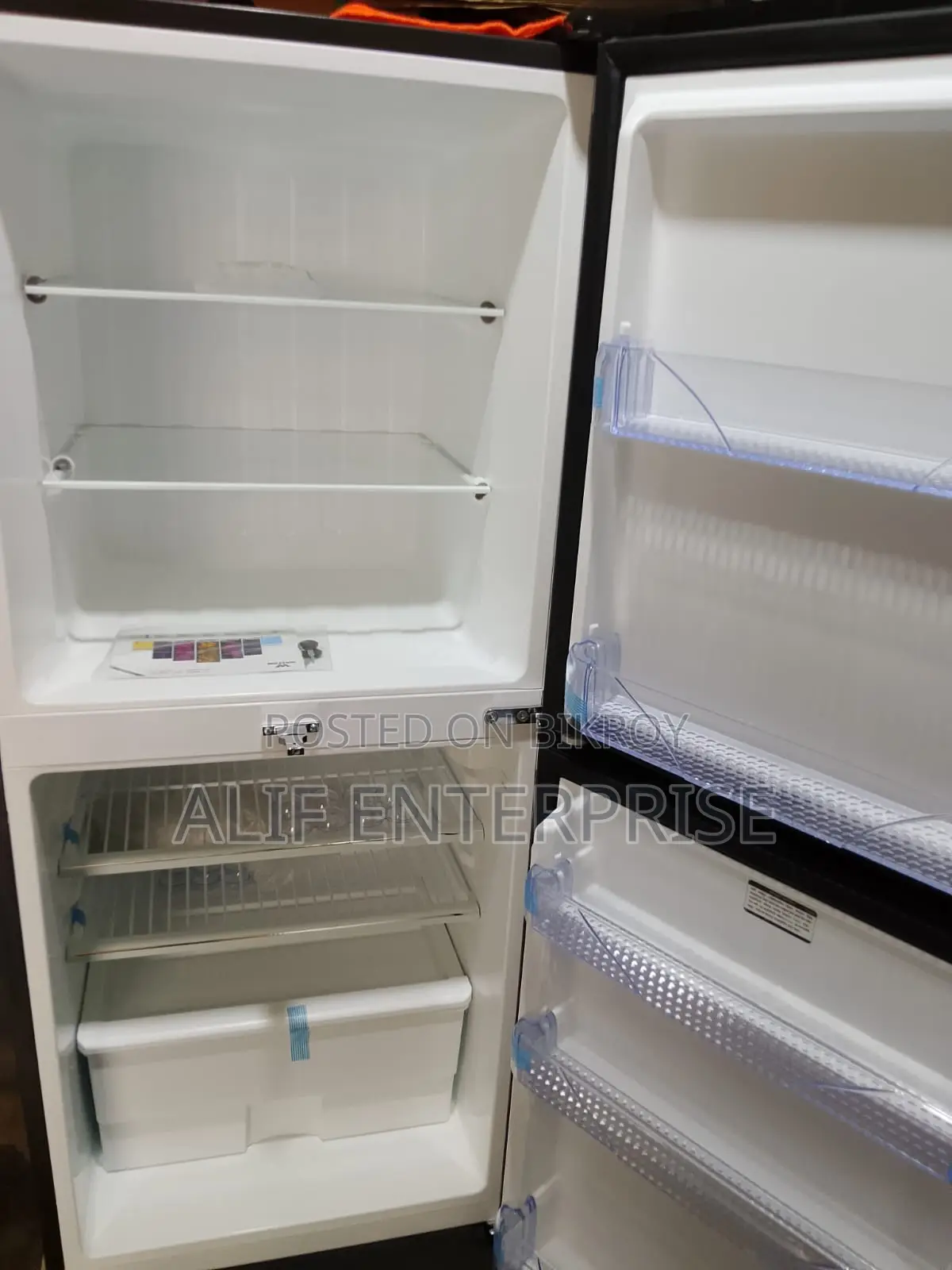 307 Liter Walton Discounted Fridge Model: WFC-3X7-GDXX-XX