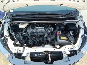Toyota Esquire Petrol Gi Sunroof 2021