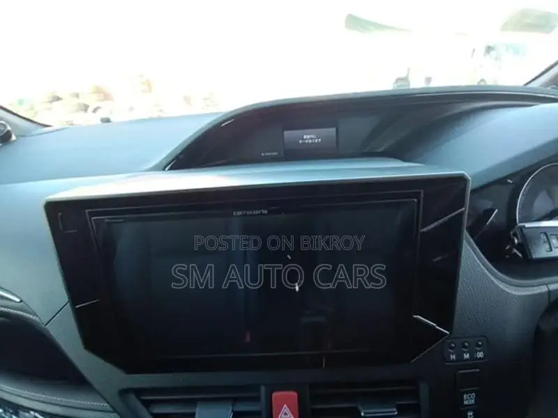 Toyota Esquire Petrol Gi Sunroof 2021