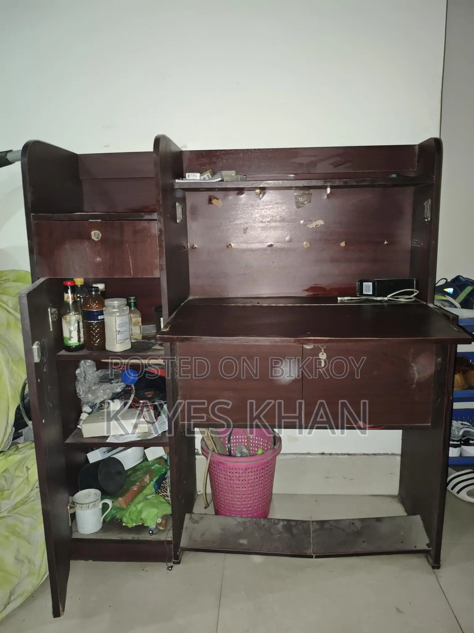 Reading table