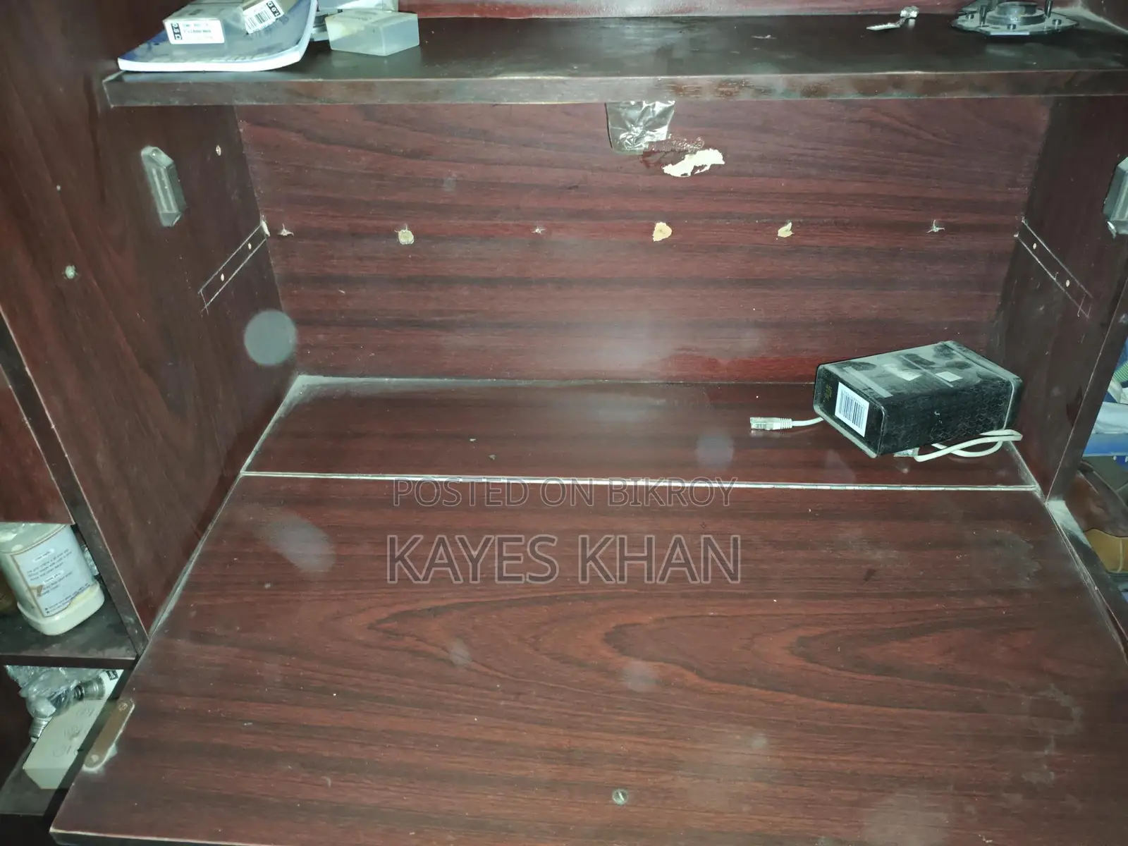 Reading table