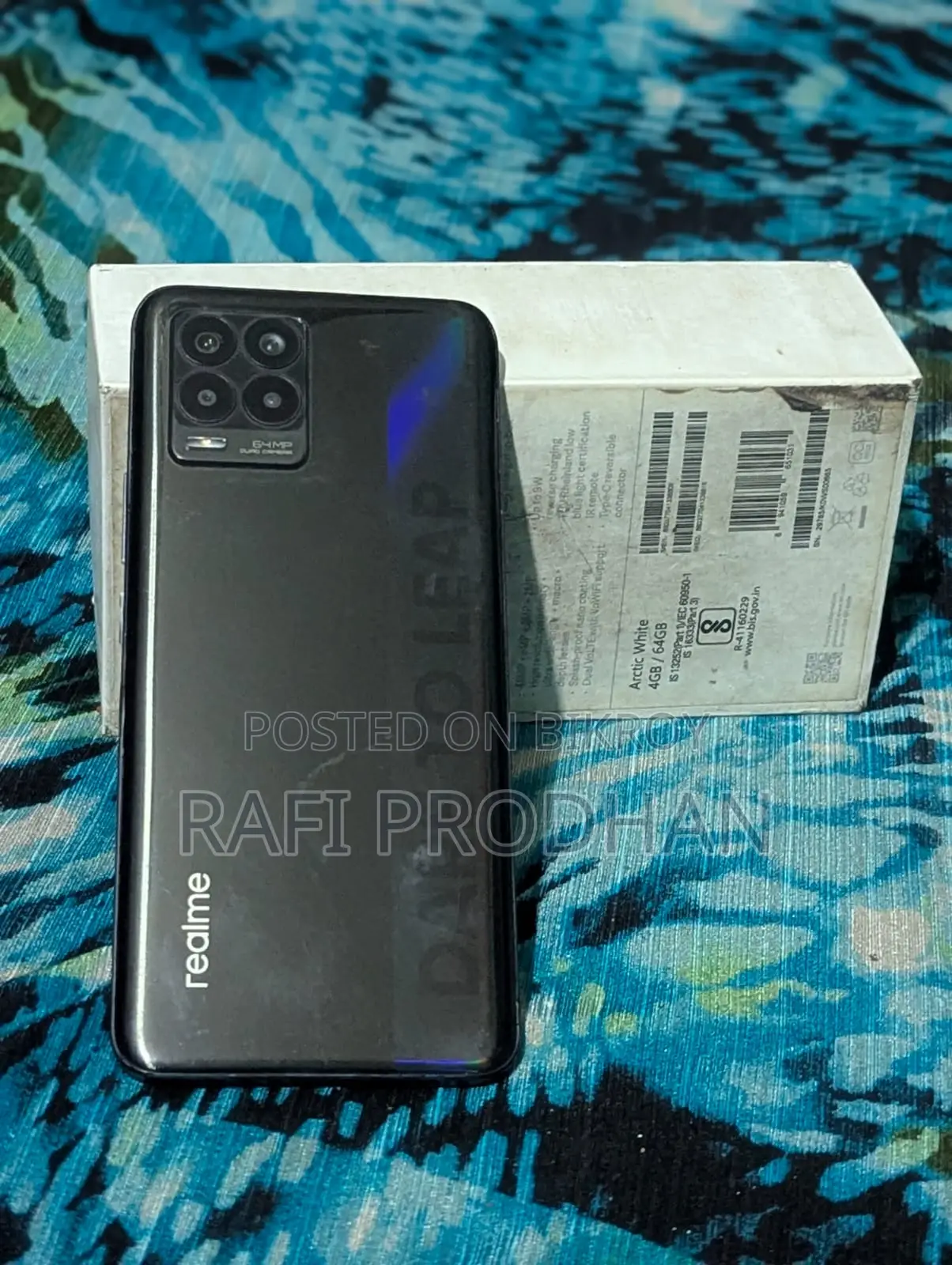 Realme 8 (Used)