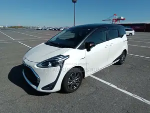 Toyota Sienta G QUERO Package 2020