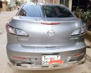 Mazda Axela silver 2012