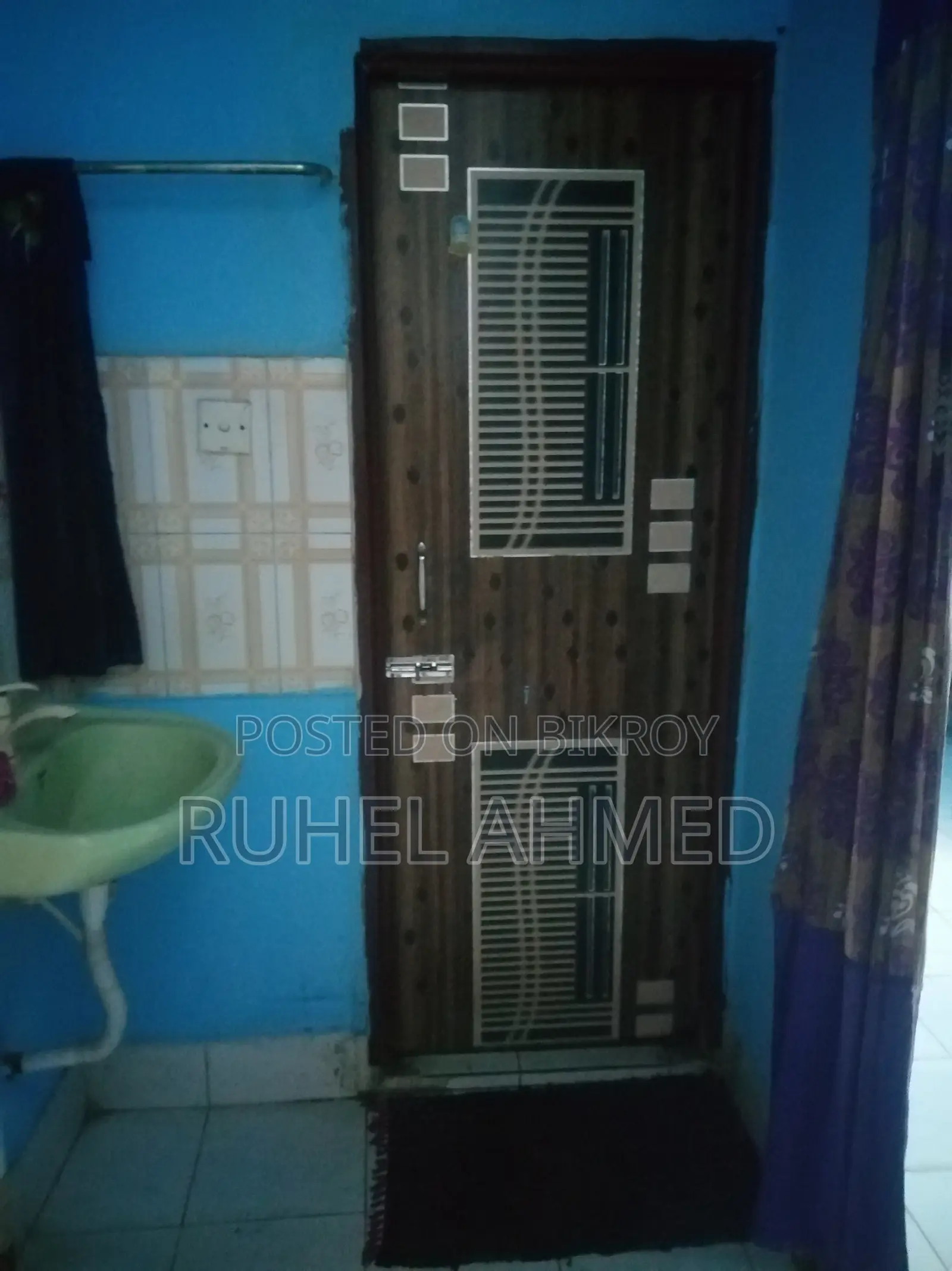 Room for Rent - Females Only