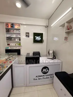 Shop for rent with decoration