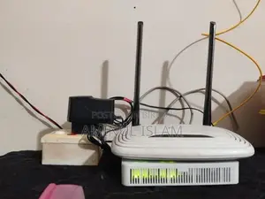 একটি ভালো মানের রাউটার বিক্রি হবে।