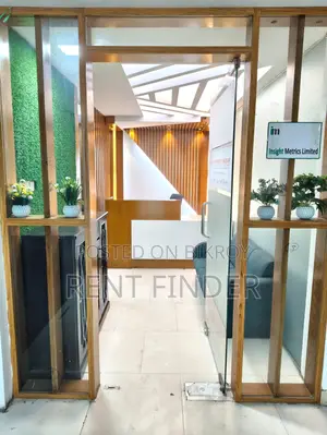 প্রিমিয়াম লাক্সারি ফুল ফার্নিশড অফিস সেটআপ