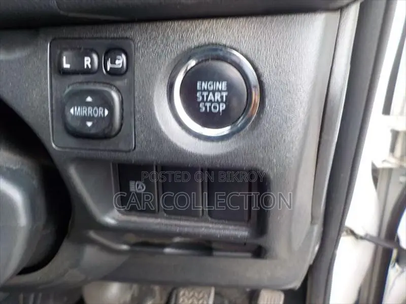 Toyota Hiace S GL Dark Prime(4) 2021