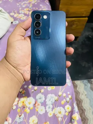 Vivo V30 Lite 12-256 (Used)