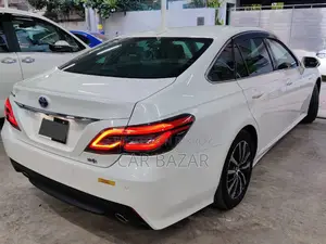টয়োটা ক্রাউন এক্সিকিউটিভ সানরুফ ২০১৯