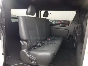 টয়োটা হাইয়েস সুপার জিএল ডার্ক প্রাইম২ ২০২২