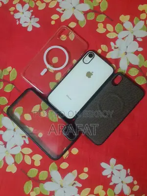 Apple Iphone Xr Cover (used)