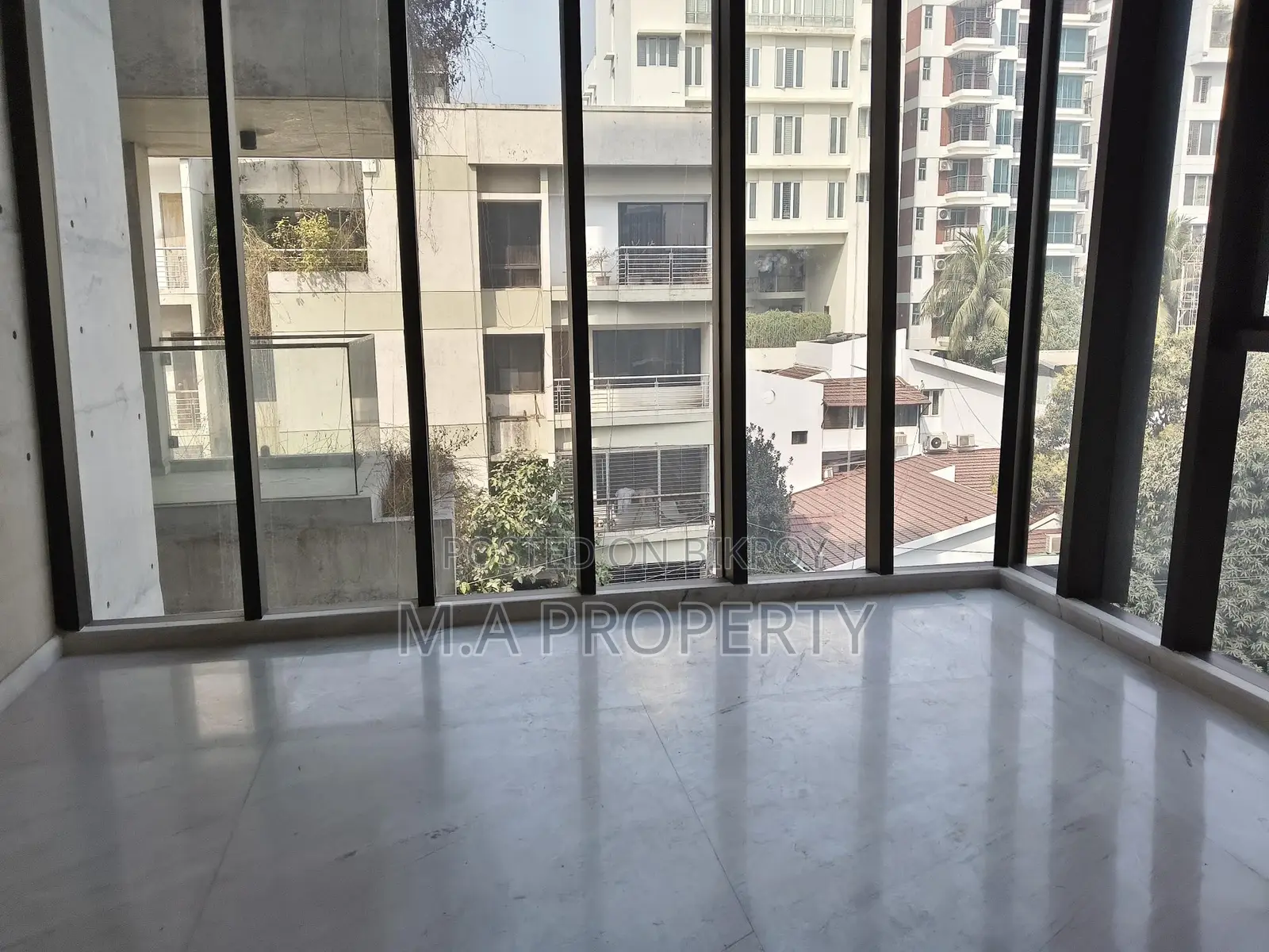 ৩,৫০০ বর্গফুটের অ্যাপার্টমেন্ট ভাড়া, ৩ বেড, জিম+সুইমিং, ২ কার পার্কিং