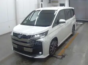 Toyota Noah Hybrid SZ Pearl New 2023