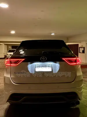 Toyota Harrier advance premium 2014