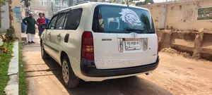 Toyota Succeed ul pkz 2003