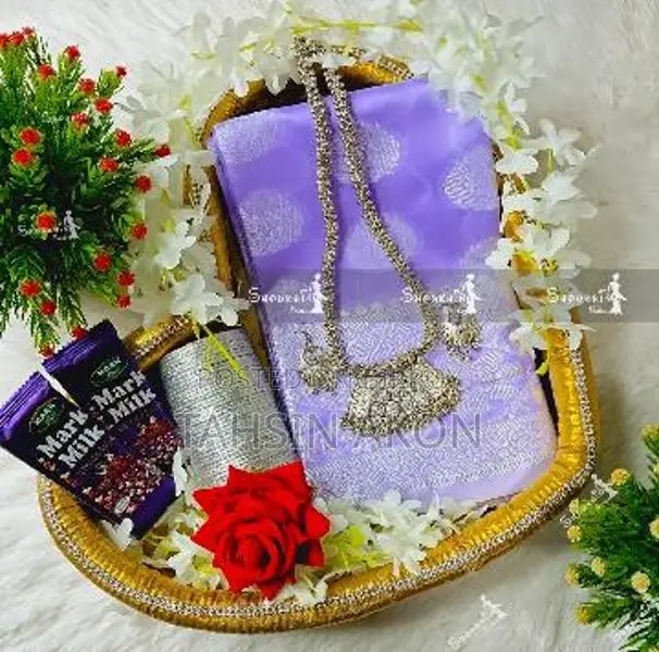 শারি, চুরি এবং কসমেটিকস comboo
