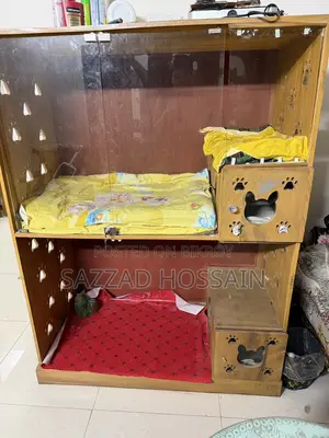 Akashi Kath Cat House