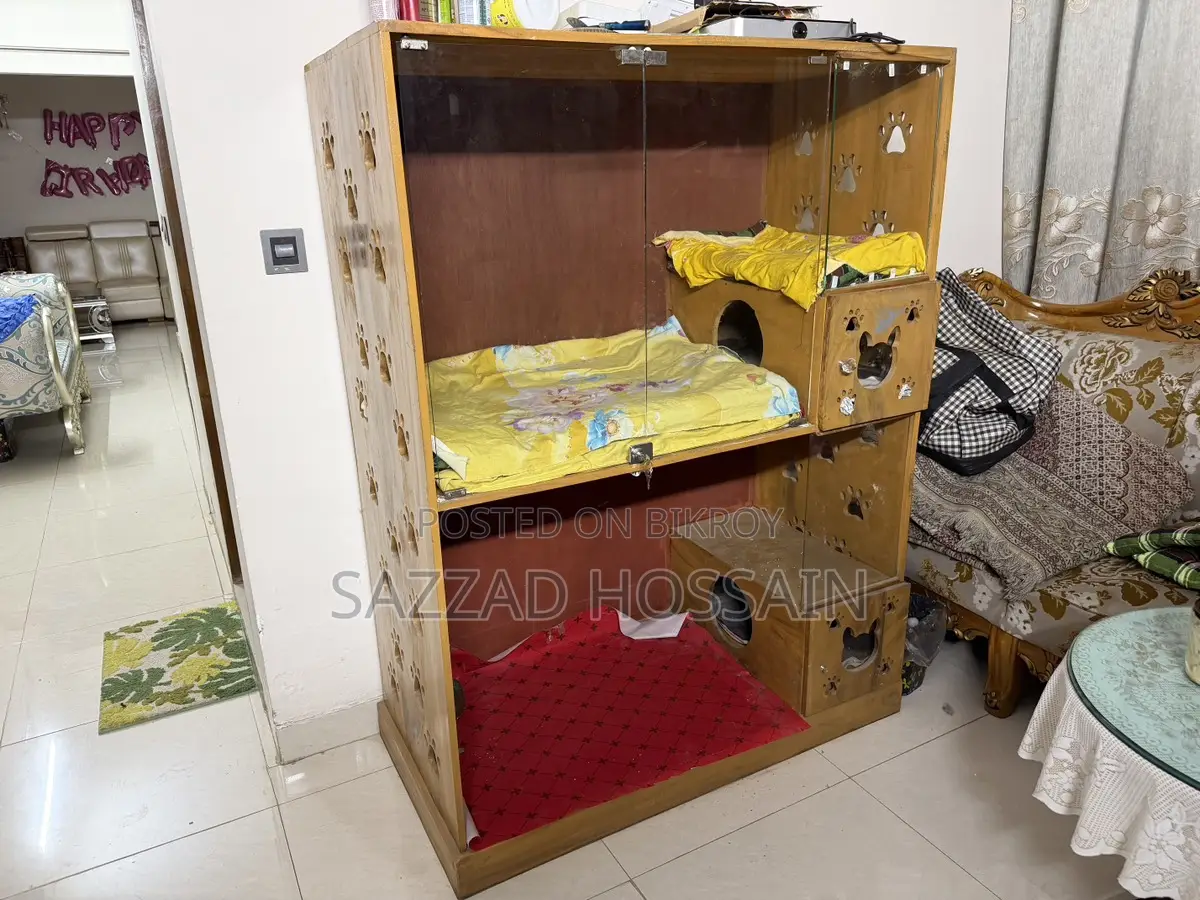 Akashi Kath Cat House