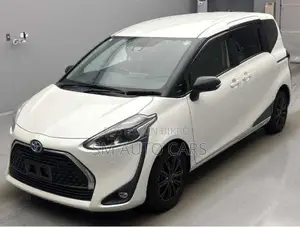 Toyota Sienta Hybrid G Safety Pearl 2021