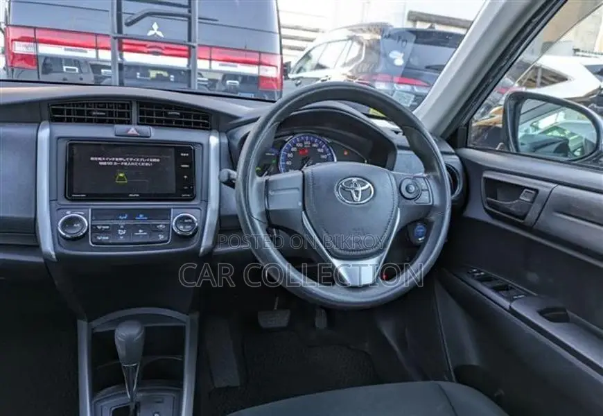 Toyota Fielder Ex 2020