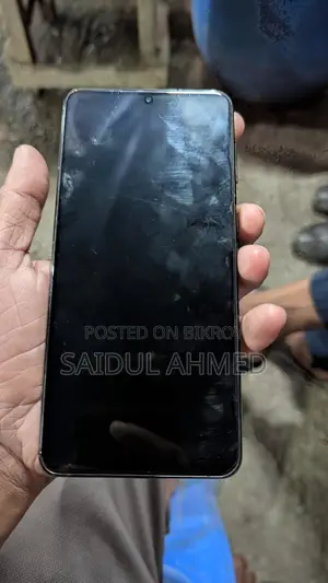 Samsung Galaxy S21 Plus (Used)