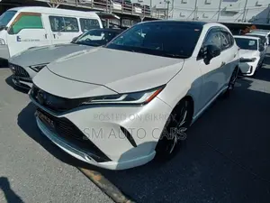 Toyota Harrier Non Hybrid Z Pearl 2021