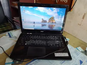 Acer Core i5 4th Gen RAM 4GB SSD 128GB Running Laptop