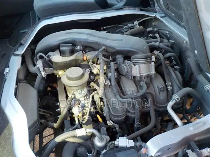 Toyota Hiace Grand Cabin 2021
