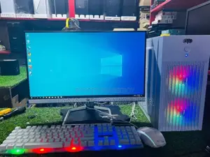 6th Gen Core i5 + 8GB Graphics + 1000GB HDD + LG 19'' LED