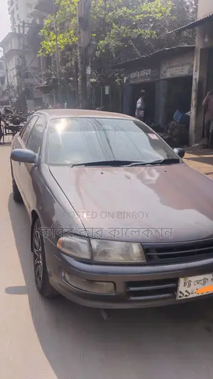টয়োটা কারিনা এসএস ১৯৯৫
