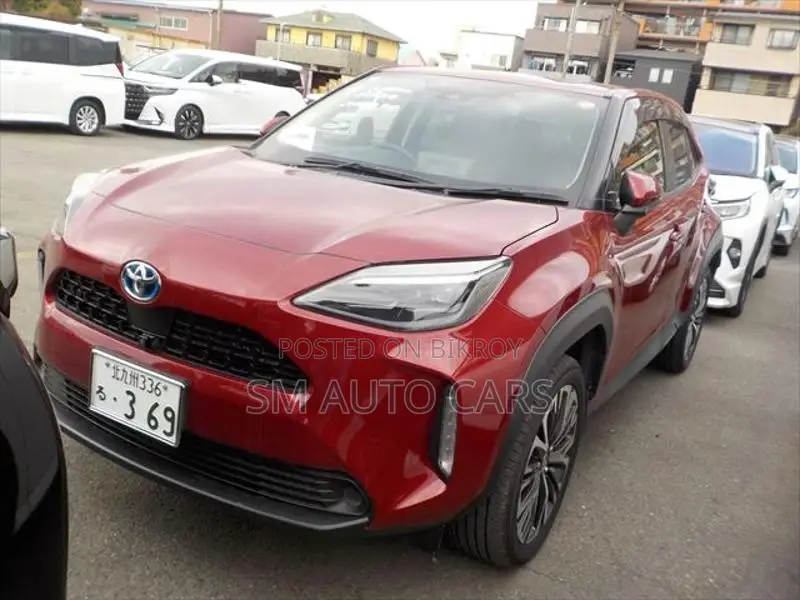 Toyota Yaris Cross Hybrid Z Red Wine 2021