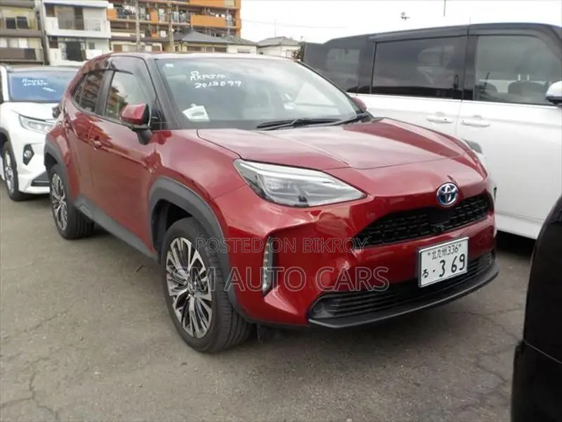 Toyota Yaris Cross Hybrid Z Red Wine 2021