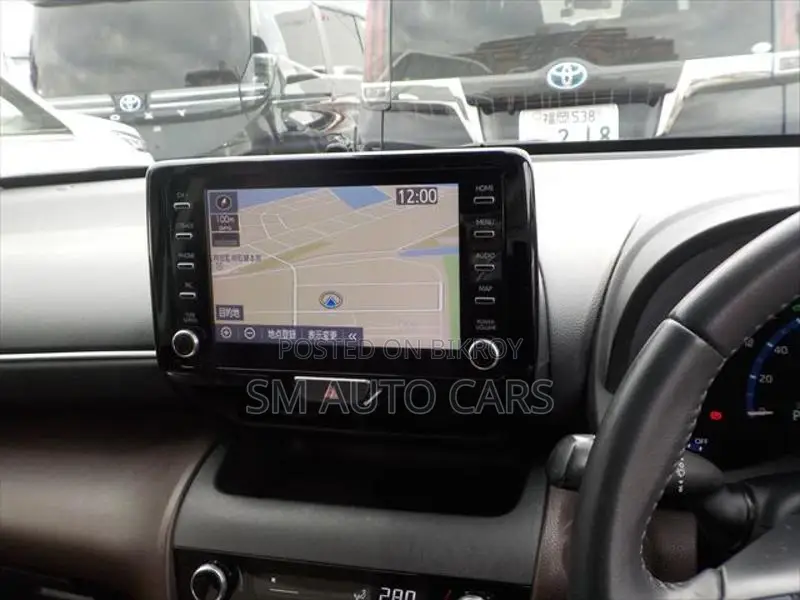 Toyota Yaris Cross Hybrid Z Red Wine 2021