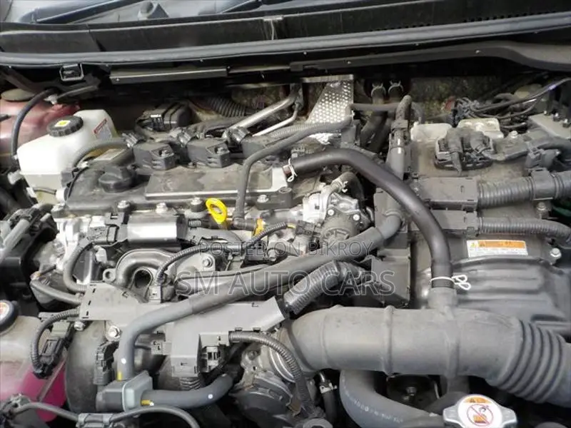 Toyota Yaris Cross Hybrid Z Red Wine 2021