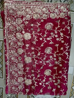জিমিচু কাপড়ের শাড়ি