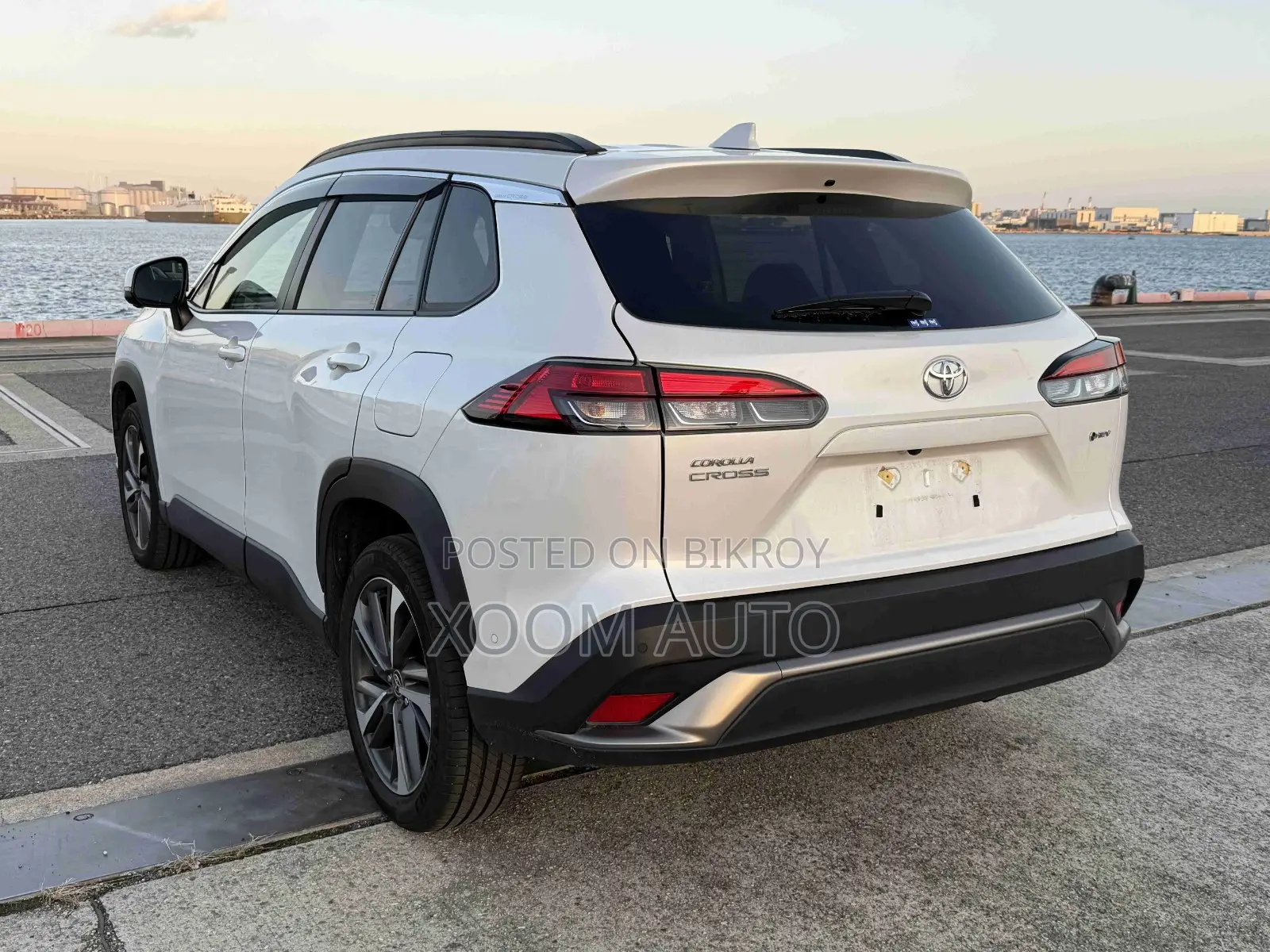 Toyota Corolla Cross Z LEATHER PEARLCOLOR 2024