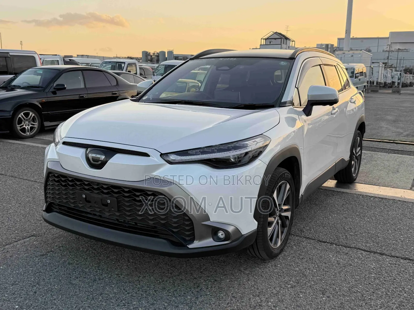 Toyota Corolla Cross Z LEATHER PEARLCOLOR 2024