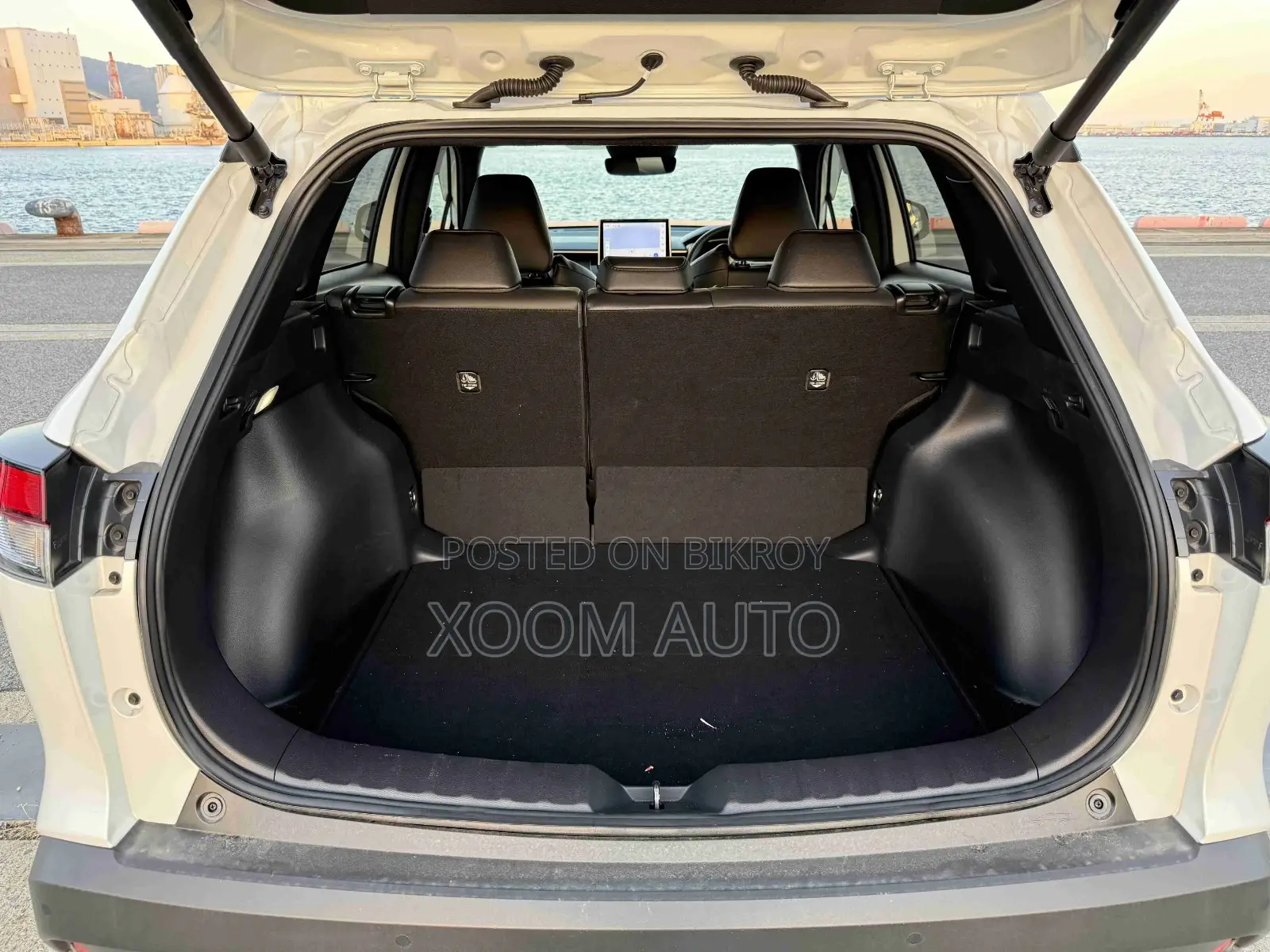 Toyota Corolla Cross Z LEATHER PEARLCOLOR 2024