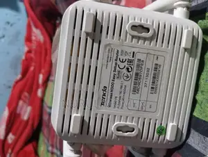 Tenda F6 N300 WIFI Router 300Mbps – Good Condition