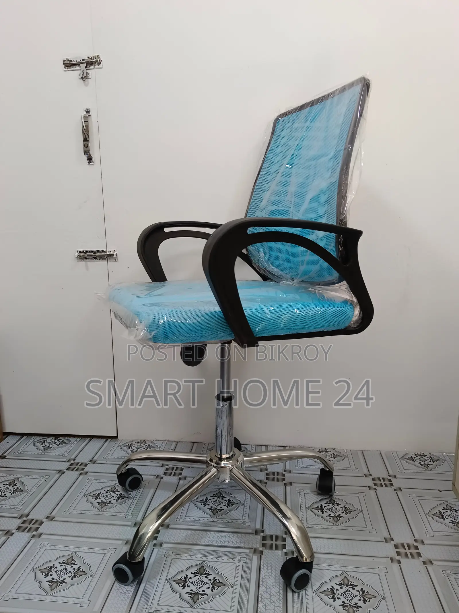 Premium Mesh Office Chair – Stylish Design, Maximum Comfort & Durability