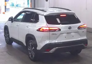 Toyota Corolla Cross Z Pearl Hardtop 2022
