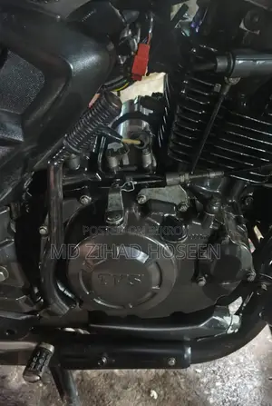 TVS APACHE RTR 150 . 2016