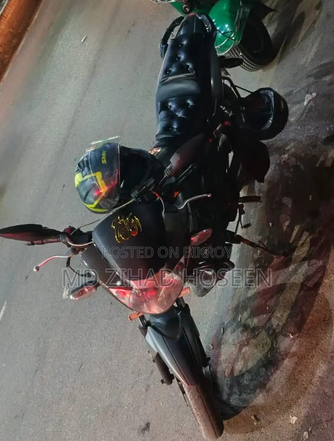 TVS APACHE RTR 150 . 2016